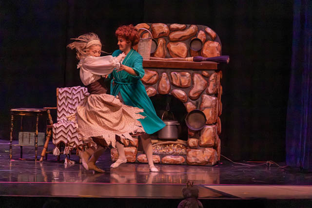 Weehawken.Cinderella