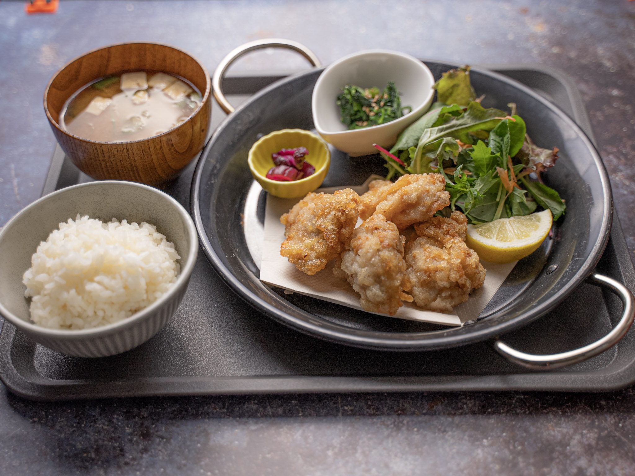 EXPRESS by 春名 良則