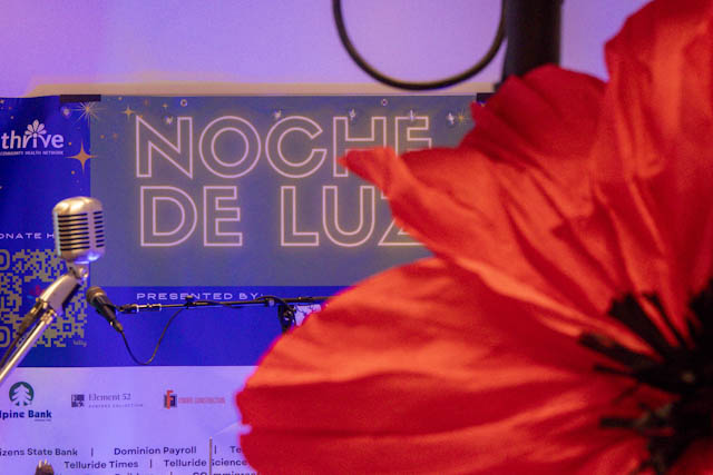 Noche De Luz