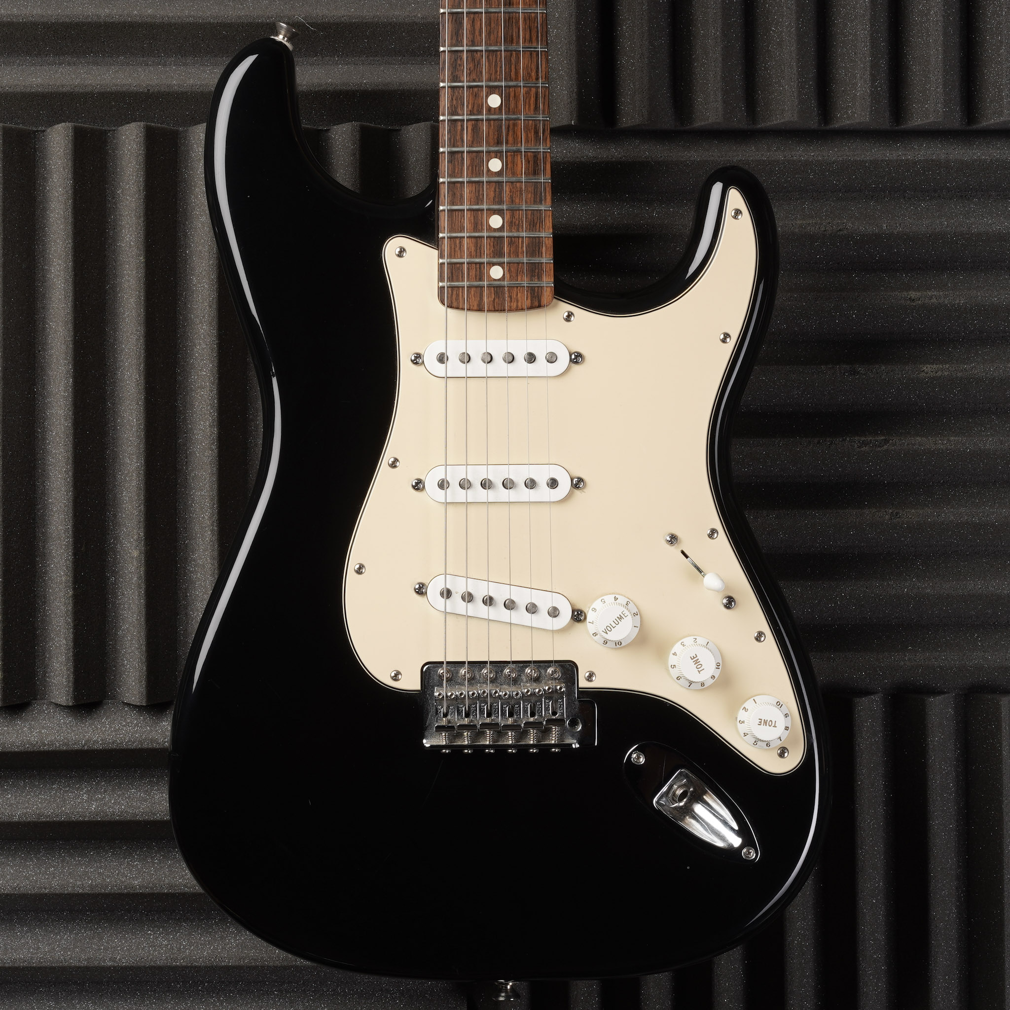 970: Fender Standard Stratocaster with Rosewood Fretboard 2011 Black